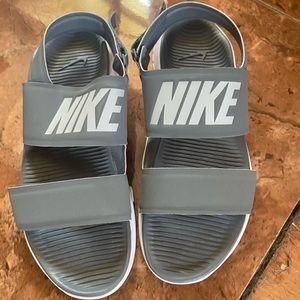 Nike Tanjun Woman’s Sandals